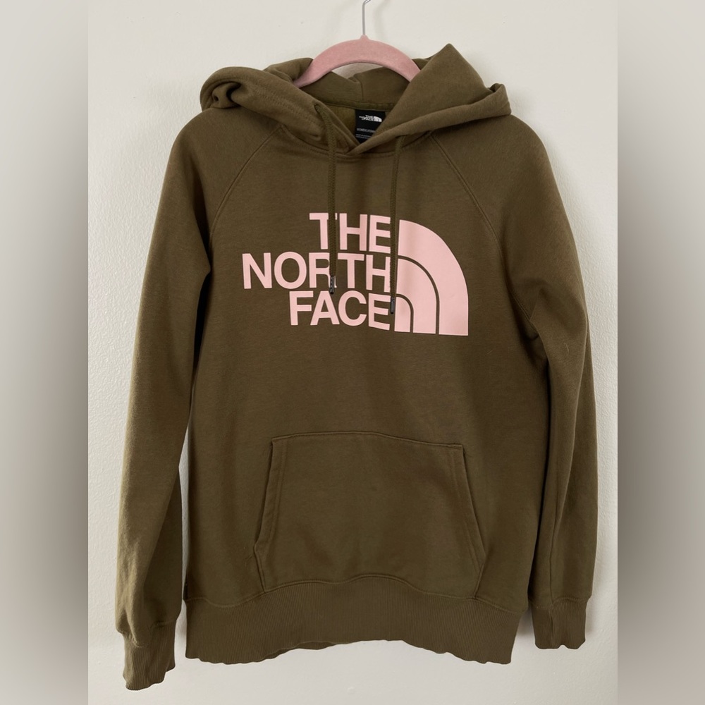 Almost Like New✨The North Face Hoodie